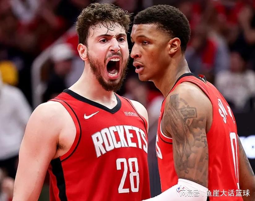 美媒点出火箭签约卡佩拉意义，申京成关键，杜兰特只需做到一点